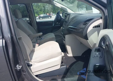 2019 Dodge Grand Caravan Se from USA, damaged, VIN 2C4RDGBG6KR571581